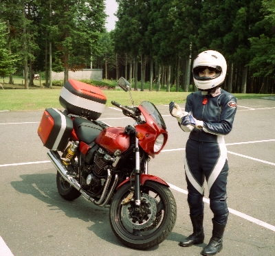 XJR400